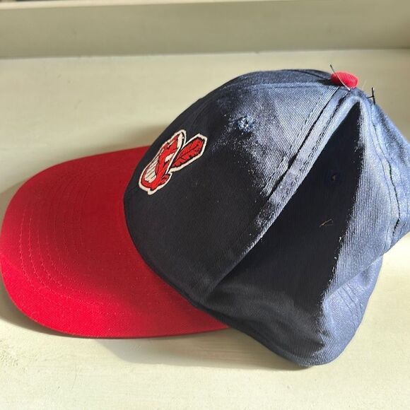 New Vintage 90s 2000s Men's Embroidered Cleveland Logo Baseball Cap OSFA - Picture 2 of 9